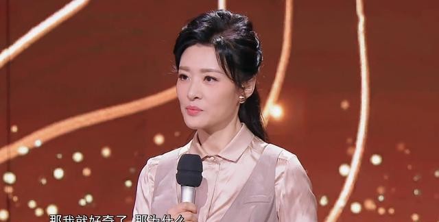 挤掉倪萍斗过董卿任性的周涛又开始折腾了