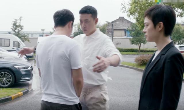 李丽珍图片每天还要照顾生活不能自理的爸爸