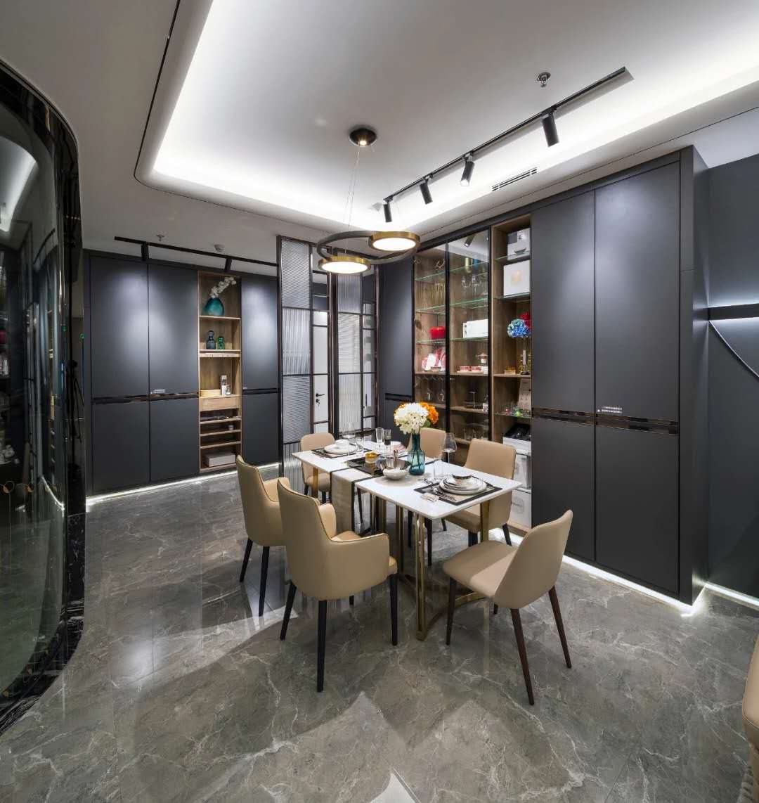 索菲亚康纯板 来自搜狐网