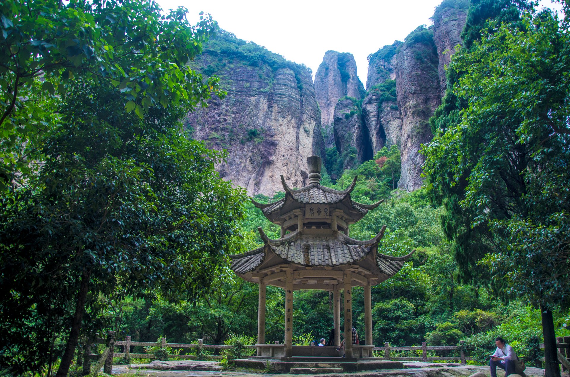 雁荡山人口_雁荡山风景区图片(3)