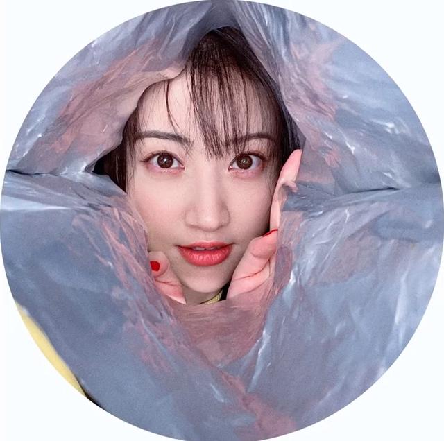 馬蓉PK景甜「洋芋片袋拍照」，網友評價：一個恐怖，一個甜美！ 娛樂 第13張