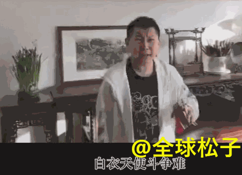 原创何云伟表演快板为白衣天使点赞举手投足都像极了郭德纲