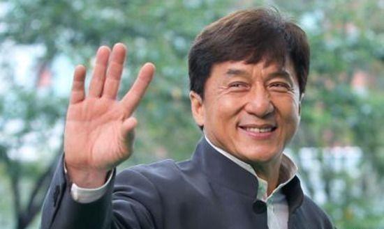 传成龙与曾志伟等人聚餐患肺炎隔离？本人发声