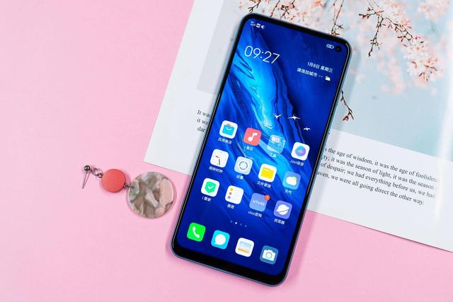 vivo Z6快速上手评测：双模5G芯片性能强劲，续航表现优秀