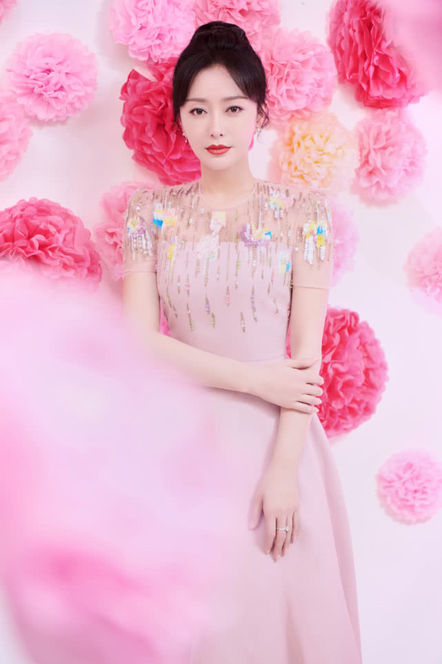 秦岚照片被用于美容整形宣传，本人维权连胜三