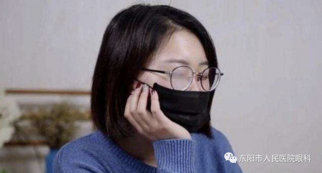 短时间误戴别人口罩怎么办_戴口罩抽烟怎么办