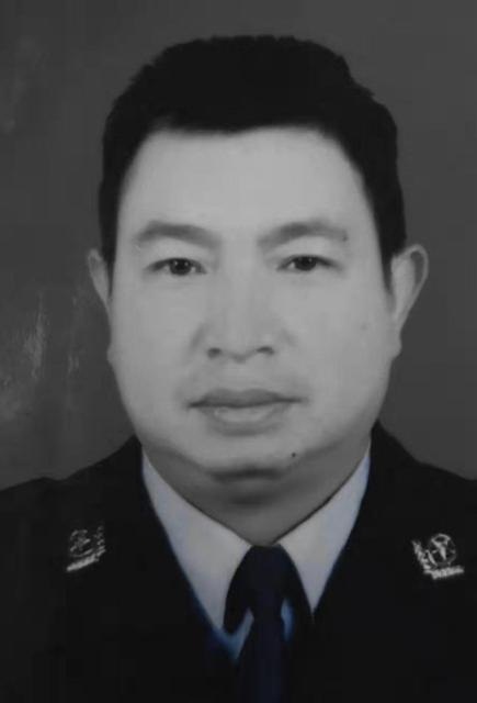 疫情以来近50名民警辅警殉职，七成工作中突发疾