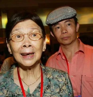 梅艳芳97岁母亲被曝住院，长子因得不到遗产不在