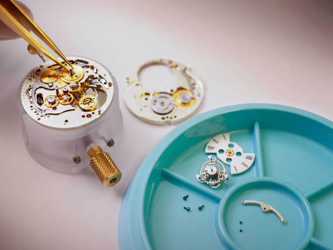 �ʸ�1815���,���趼������ϸ����