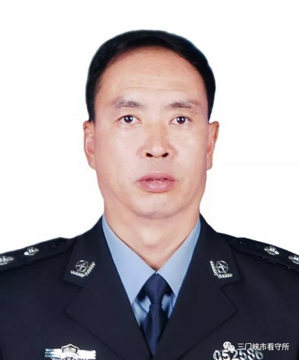 疫情以来近50名民警辅警殉职，七成工作中突发疾