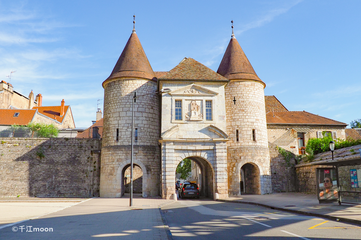 法国香波城堡的欧式宏伟建筑 - 土木在线
