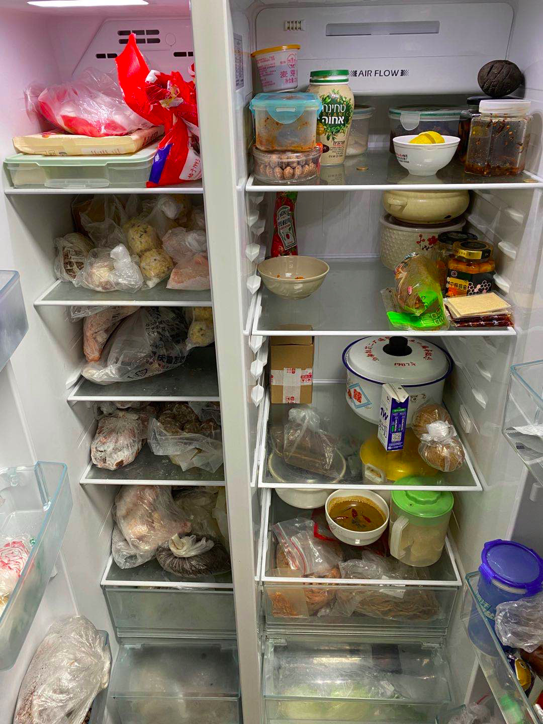 宅在家的重庆人,有的吃空了冰箱,有的练成了大厨