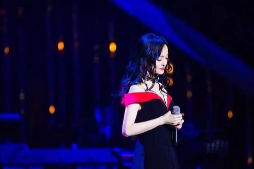 歌手怎么练唱功的 84032d7de9b8466c96d85e4878dec2dc.jpeg