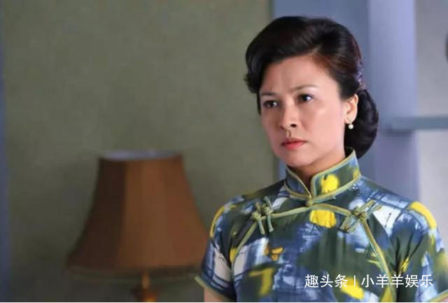 她24岁走红娱乐圈，当红时却放弃事业嫁老外，如
