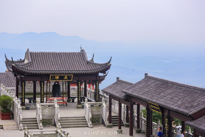 原创江苏最奇特的山峰，明明是一座山却分成两个景区，门票单独收取