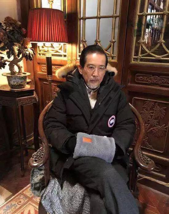 林青霞旧爱秦汉近照,73岁仍满面红光,离婚37年至今不婚