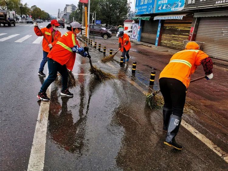 沅陵最美清洁工