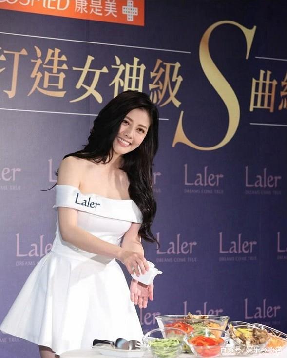 明星美照,图二韩瑜美得很低调,穿露肩白裙气质好