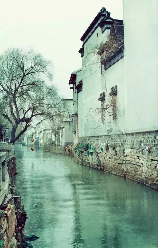 又到江南烟雨时