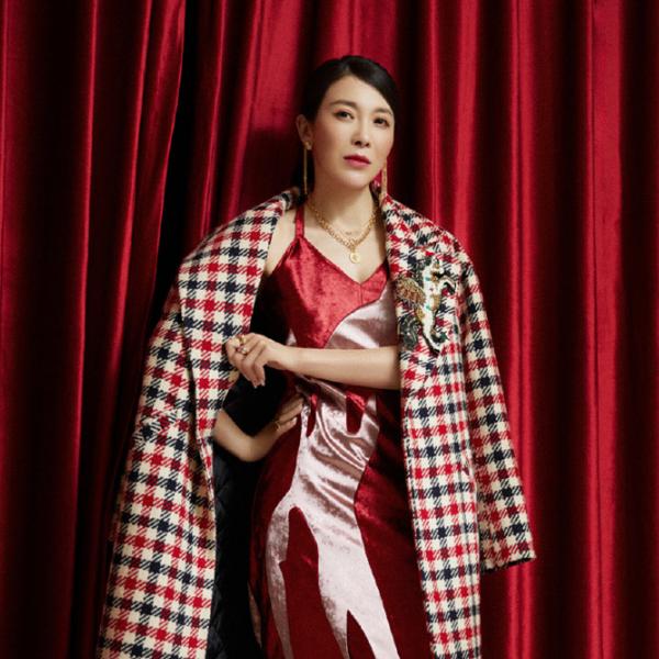 优雅美女张棪琰,成熟时尚写真图片,柔桡轻曼