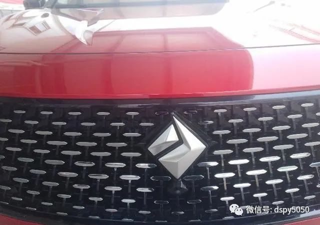 10万提了台rs-5,配钻石车标与1.5t,过年回家邻居以为是30万豪车