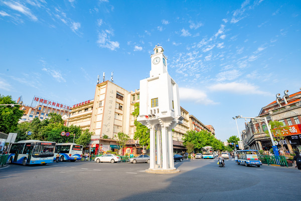 泉州三座钟楼最古老的是西街钟楼距今已有86年