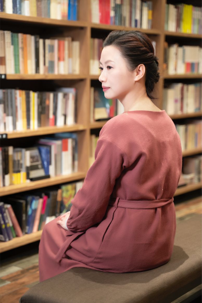 《诗词大会》冠军,回赠日本援华诗句爆火:女