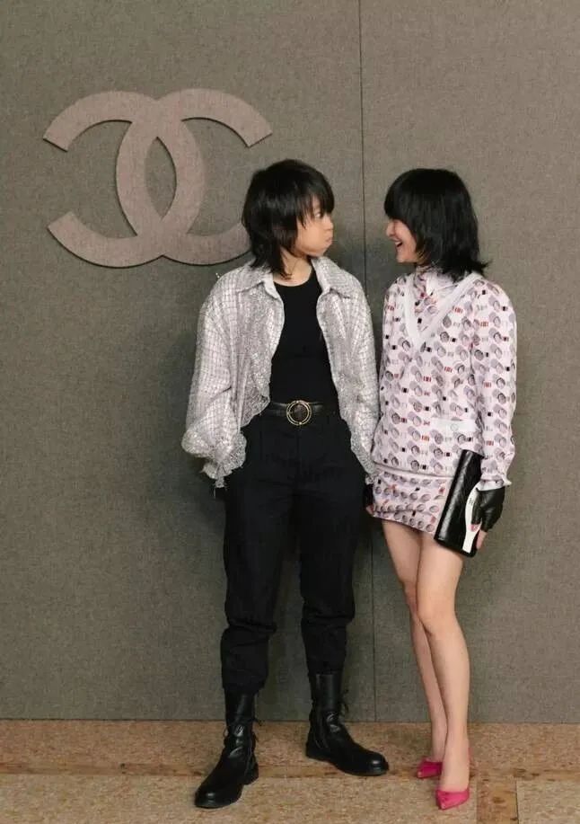 新男友丑陋还已婚？曾和周冬雨暧昧，疑和周迅