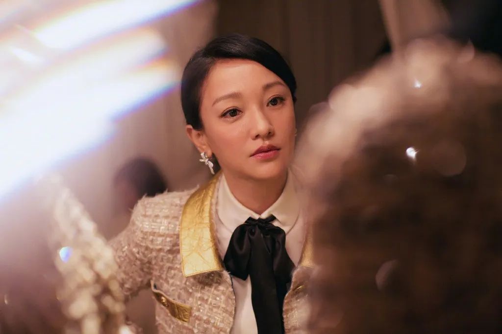 新男友丑陋还已婚？曾和周冬雨暧昧，疑和周迅