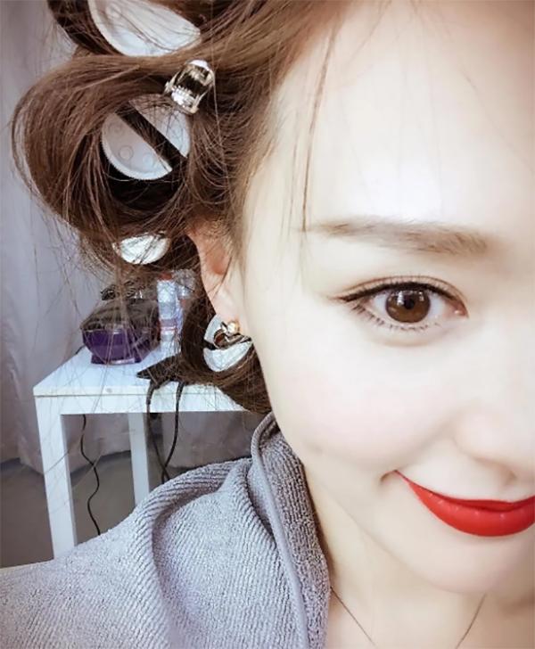 杨幂李沁倪妮娜扎做头发都是仙女下凡,只有我像包租婆 杨幂李沁倪妮娜扎做头发都是仙女下凡,只有我像包租婆