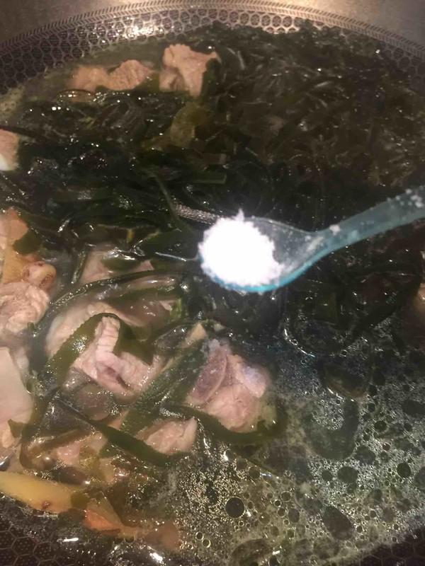 排骨汤怎么炖最好喝?只需学会这个家常做法,每