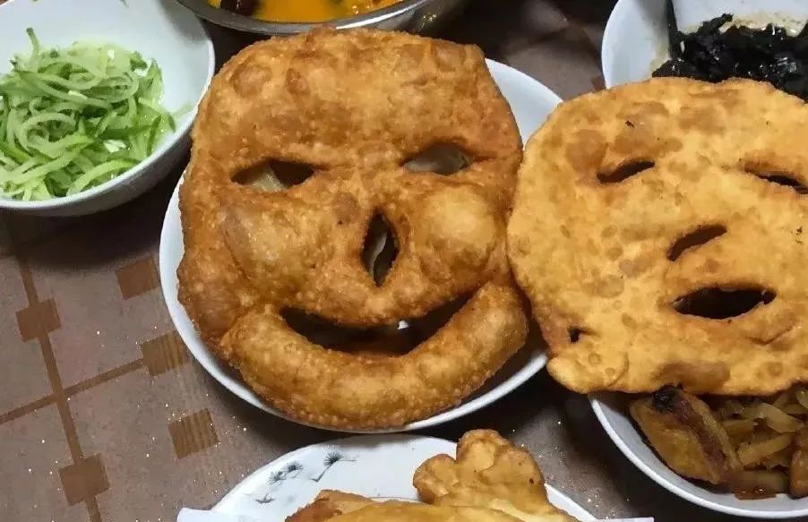大型做饭翻车现场:一顿操作猛如虎,做完直奔垃圾桶