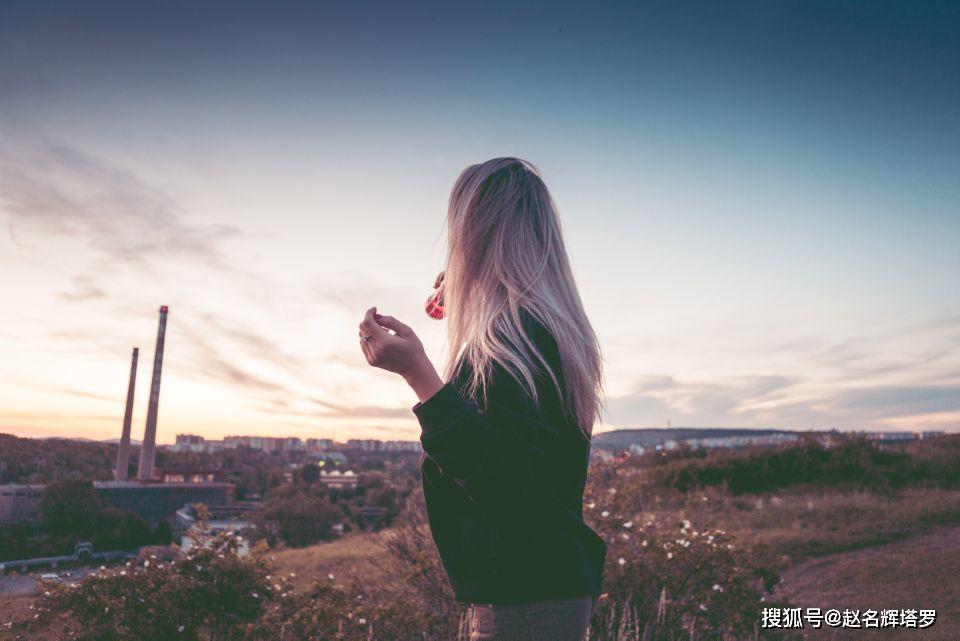 赵名辉塔罗占卜:如何解决婆媳矛盾?