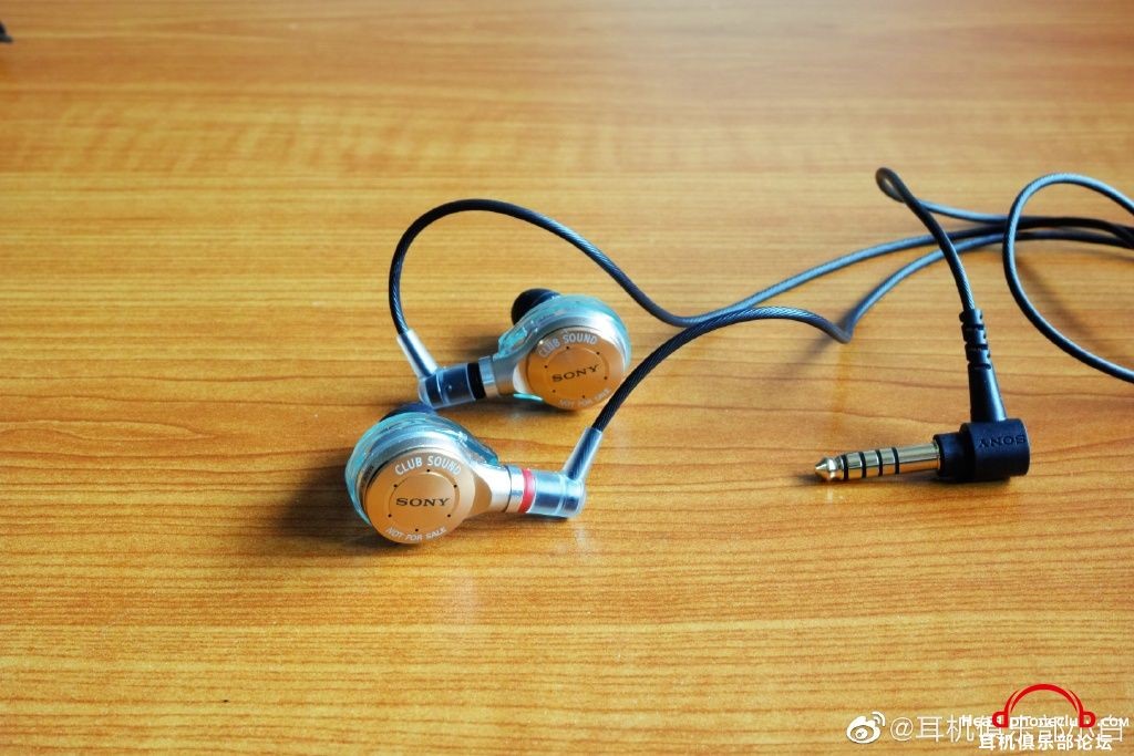 SONY Just Ear 定制耳塞春节小玩