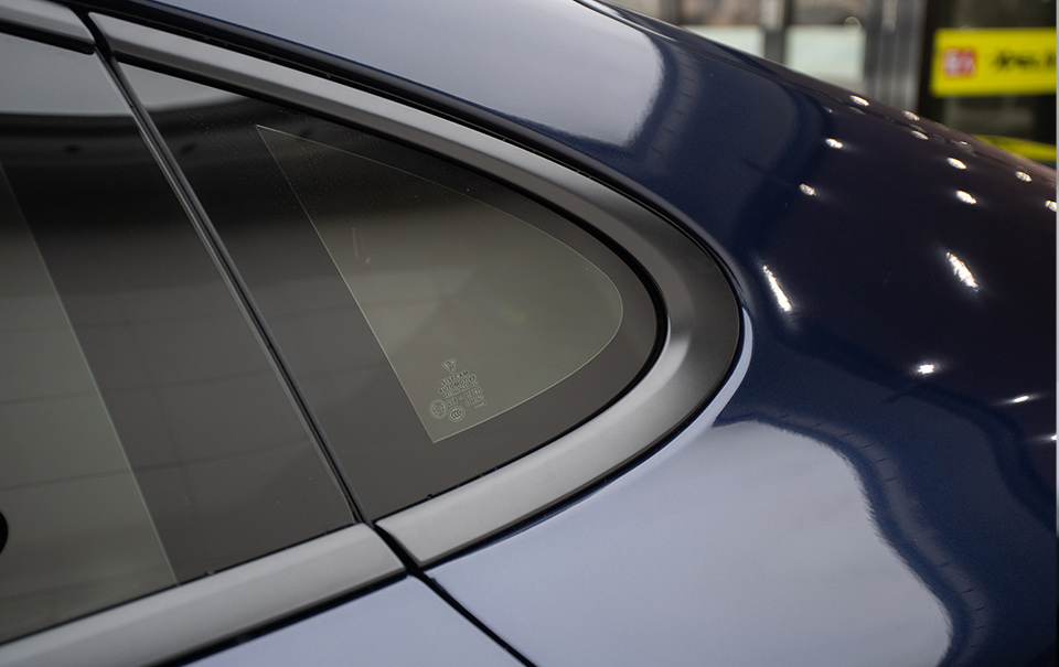 2020款月光蓝保时捷panamera贴xpel隐形车衣