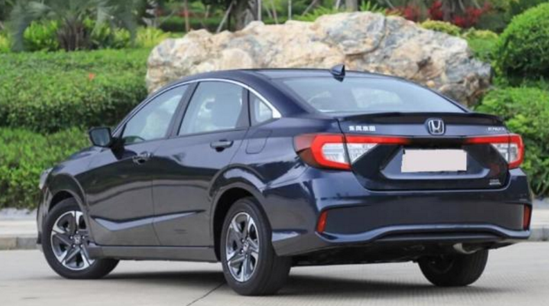 本田神车只要7.58W,车长4米8,油耗不超4毛,还