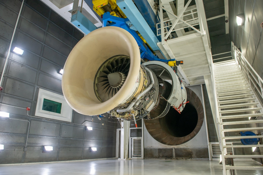 走进Standard Aero公司的航空发动机维修工厂_圣安东尼奥