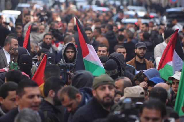 阿拉伯集体转向：抛弃“穷哥们”争着向以色列示好