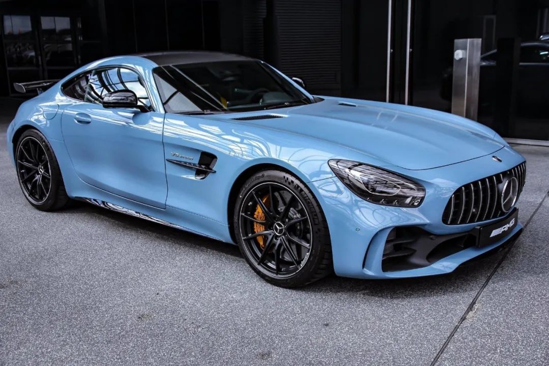 奔驰amg gt不升级动力一样能改装为amg gtr