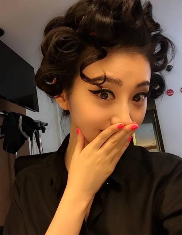 杨幂李沁倪妮娜扎做头发都是仙女下凡,只有我像包租婆 杨幂李沁倪妮娜扎做头发都是仙女下凡,只有我像包租婆