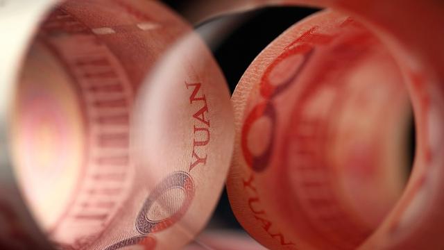 美国疫情扩散嗅到危机，美国10天放水4万亿，珍