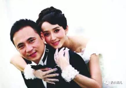 胡静@42岁胡静忙事业不顾家被传跟婆家闹掰