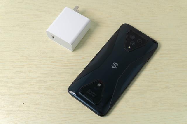 风扇灯怎么用手机打开 2f0d0ebedaef473e9a97003c5c842193.jpeg