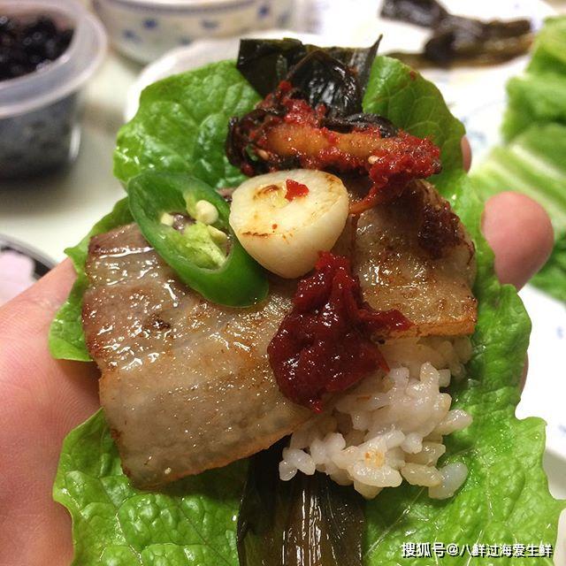 韩国街边小吃生菜包饭在古代朝鲜却是士大夫才能享用的佳肴