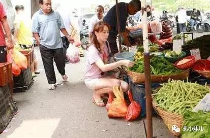 胡静@42岁胡静忙事业不顾家被传跟婆家闹掰