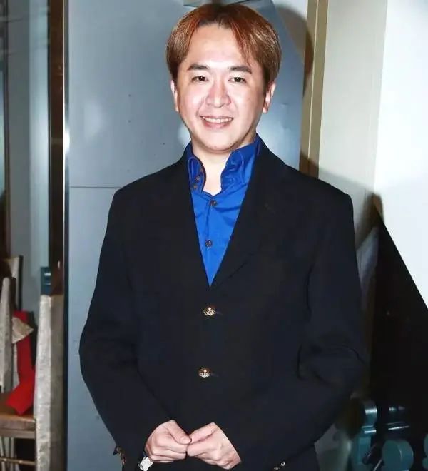 香港又一老戏骨去世，曾为争4.2亿遗产闹灵堂，