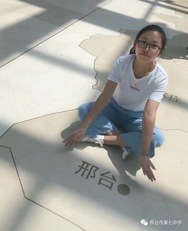 闫韵铮,中共党员,国家三级心理咨询师,高级职业生涯规划师,家庭教育
