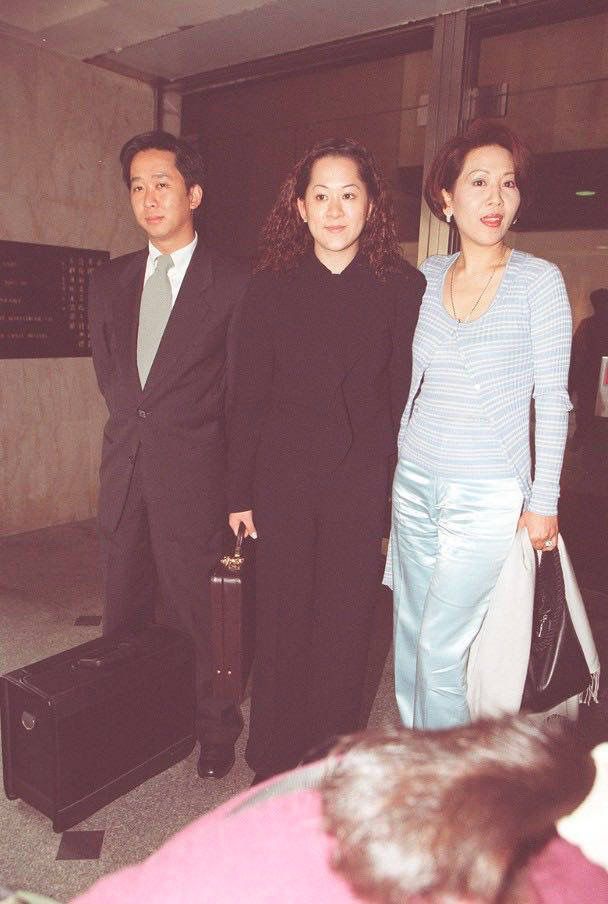 香港又一老戏骨去世，曾为争4.2亿遗产闹灵堂，
