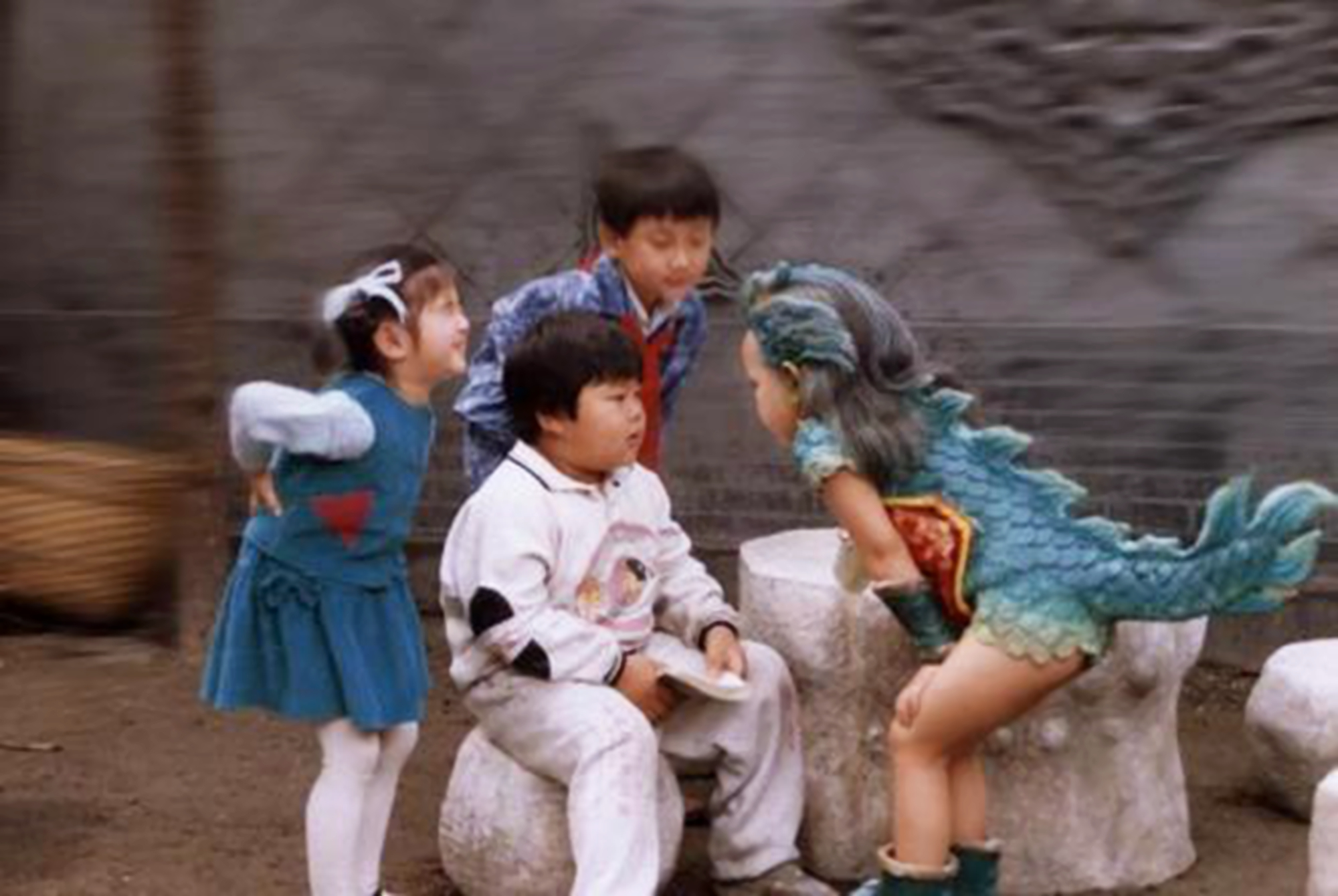 还记得27年前红遍中国的小龙人吗小演员如今现状各不相同