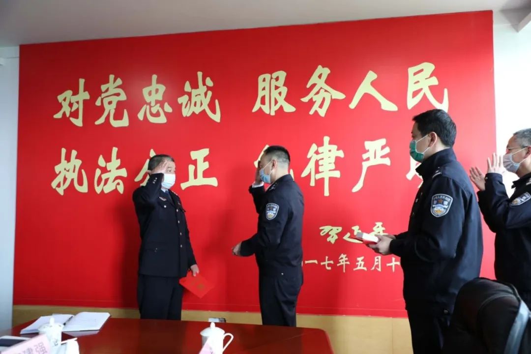 3月1日下午,宜春市副市长,市公安局党委书记,局长夏红色等一行专程